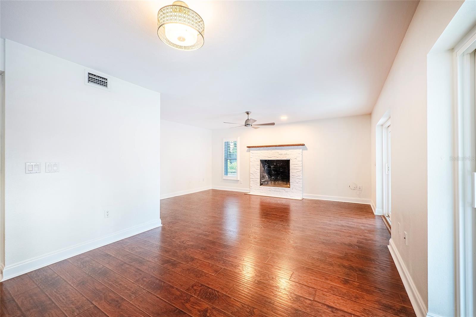 BRAE-MOOR ESTATES - Residential