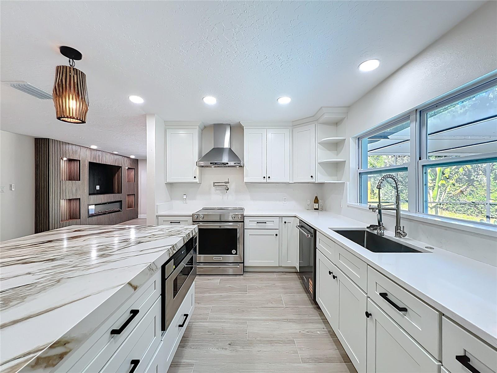 LENORE ADD - Residential