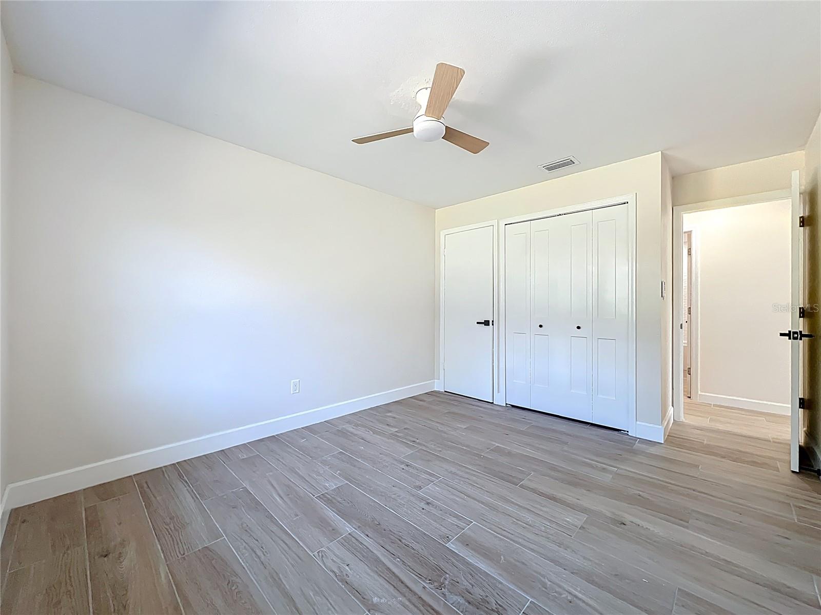 LENORE ADD - Residential