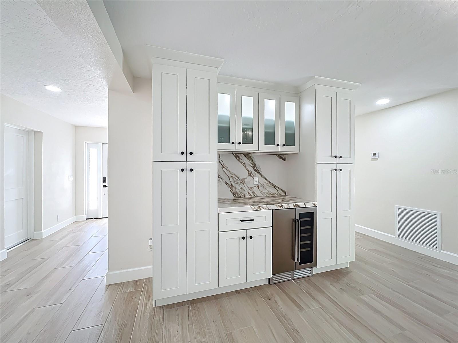 LENORE ADD - Residential