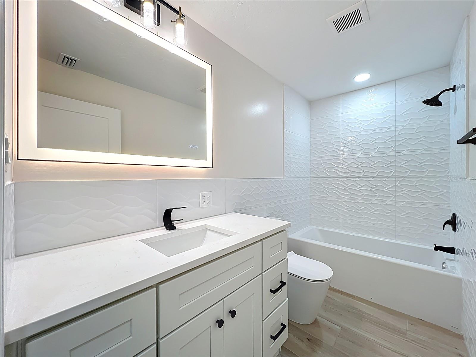 LENORE ADD - Residential