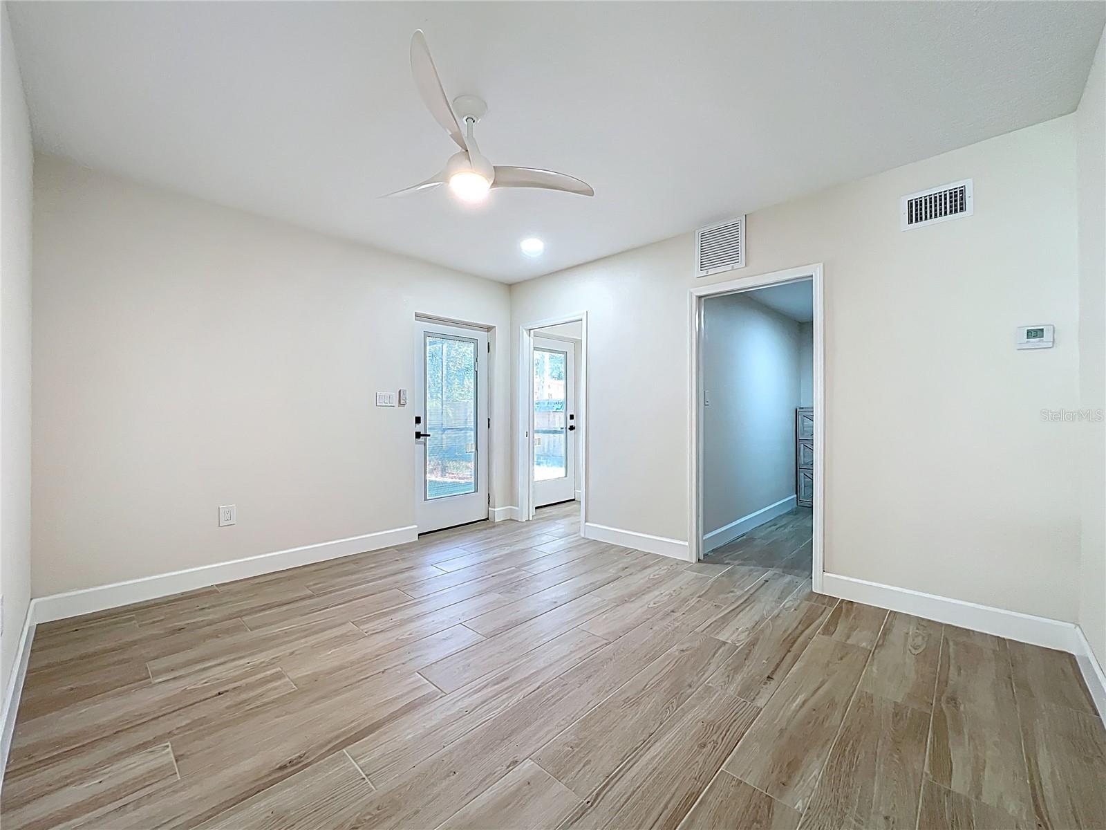 LENORE ADD - Residential