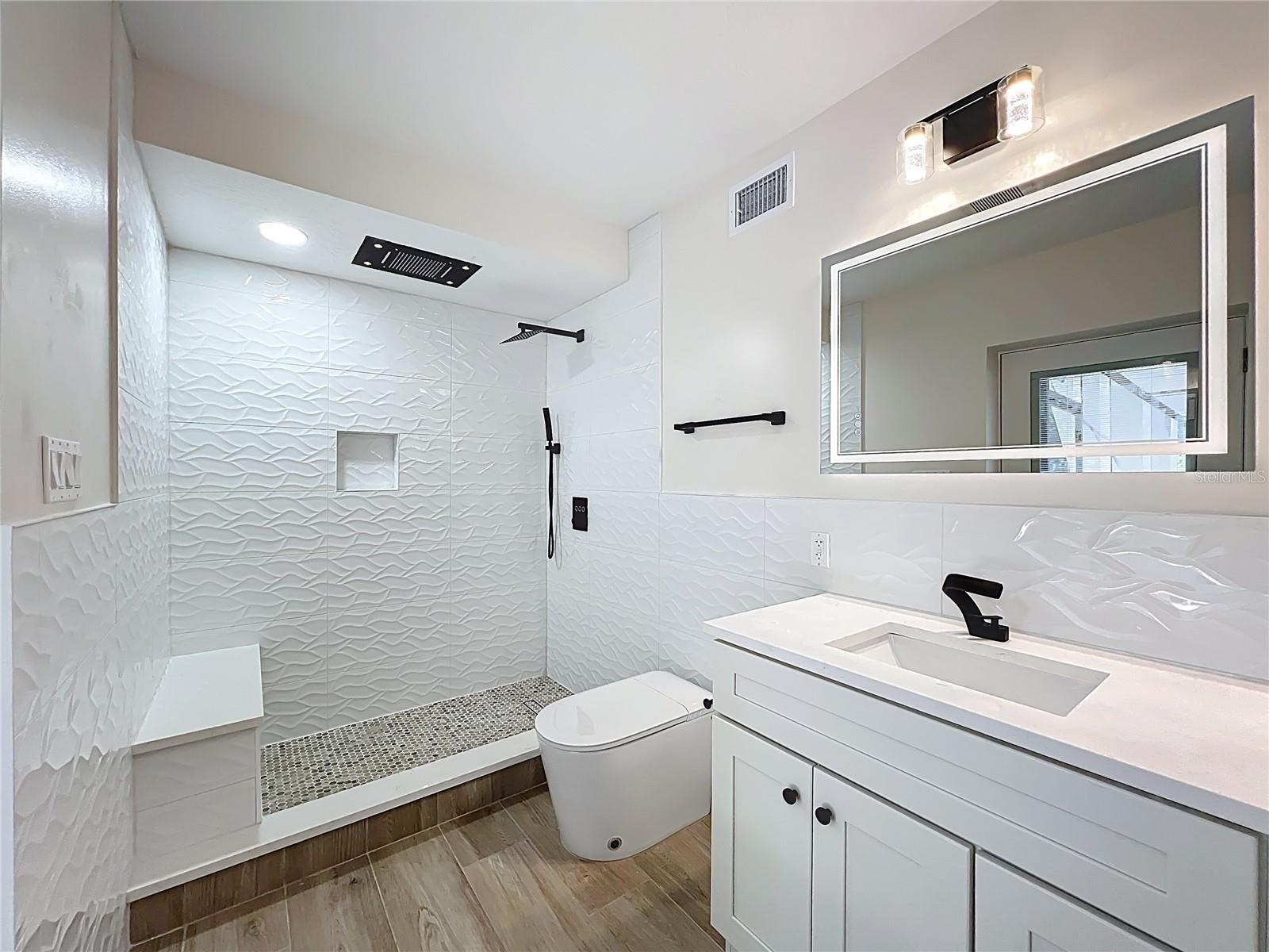 LENORE ADD - Residential