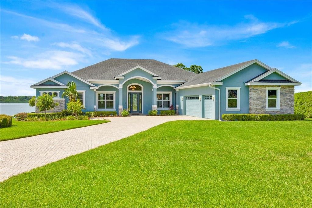 Photo of 5005 Shore Side Drive, Lakeland, FL 33812 (MLS # O6319639)