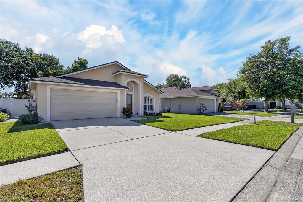 Photo of 4715 Preston Woods Drive, Valrico, FL 33596 (MLS # TB8499917)