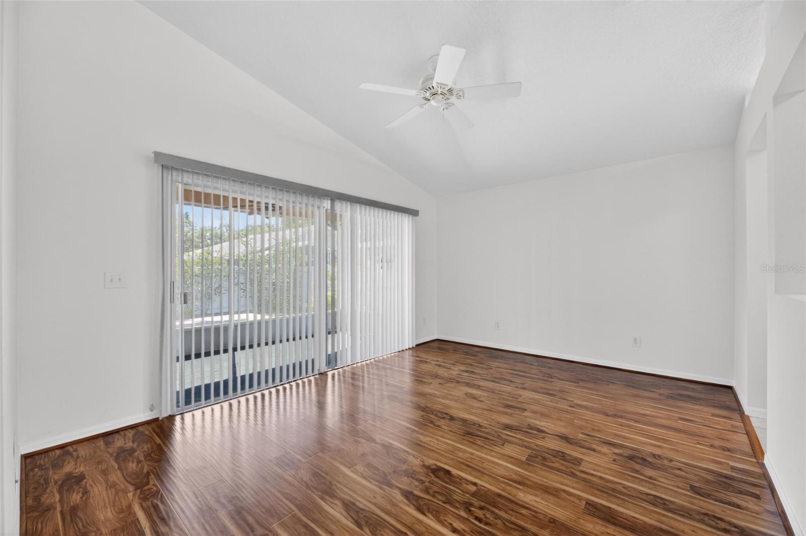 BLOOMINGDALE EAST - Residential