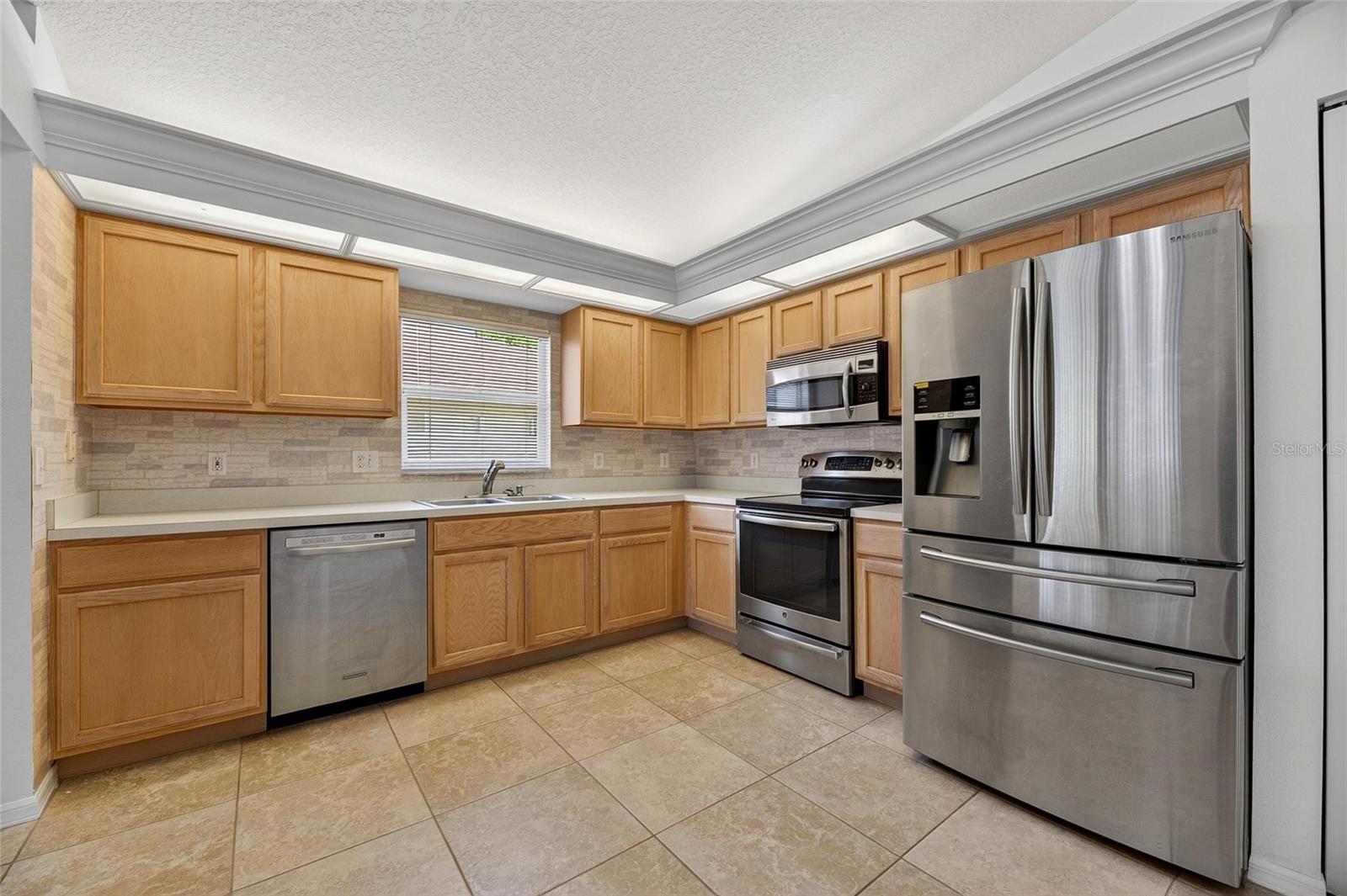 BLOOMINGDALE EAST - Residential