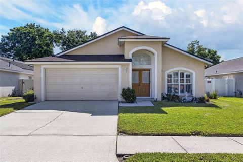 Photo of 4715 Preston Woods Drive, Valrico, FL 33596 (MLS # TB8499917)