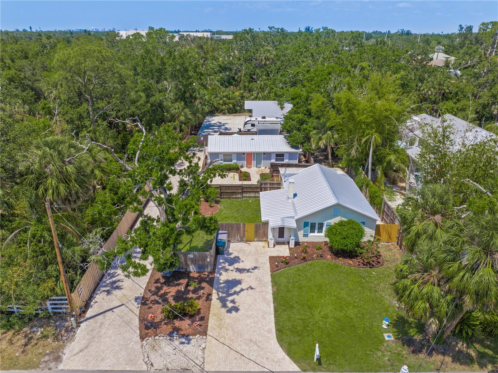 2537 ASHTON ROAD