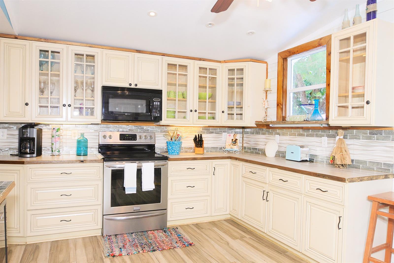 NORTH BAYPORT - Residential