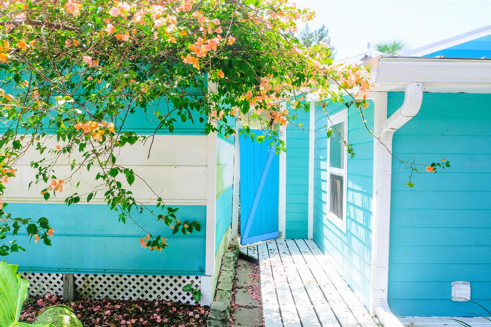 NORTH BAYPORT - Residential