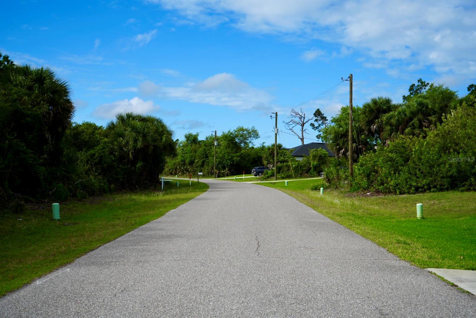 ROTONDA LAKES - Land