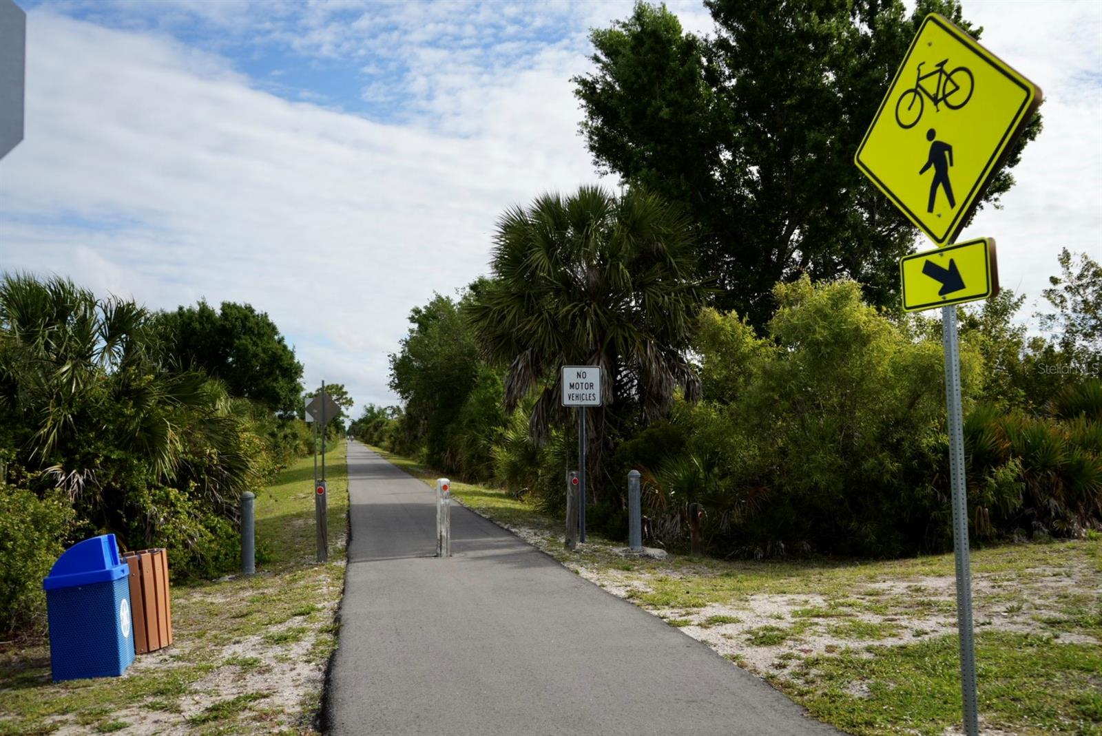 ROTONDA LAKES - Land