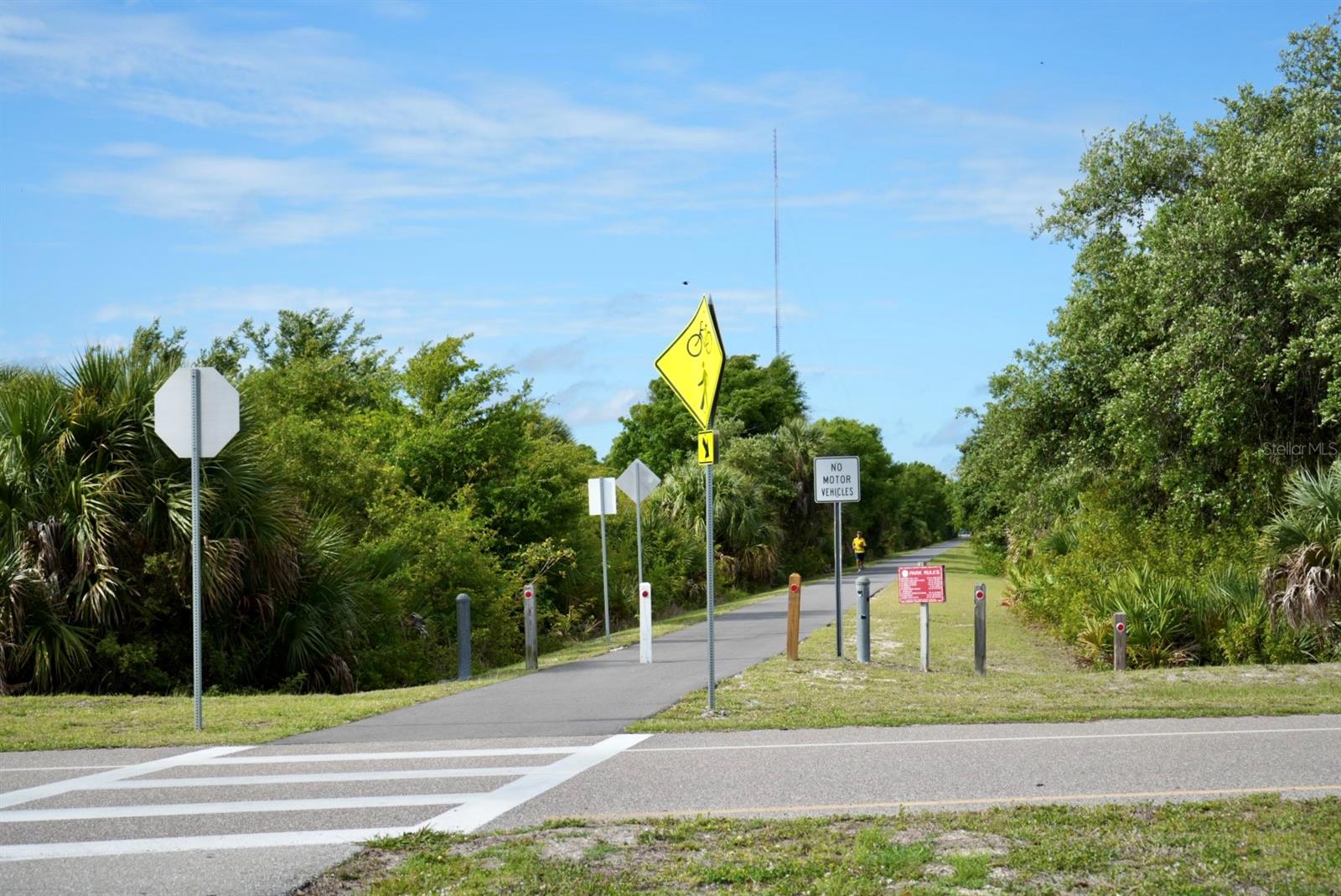 ROTONDA LAKES - Land