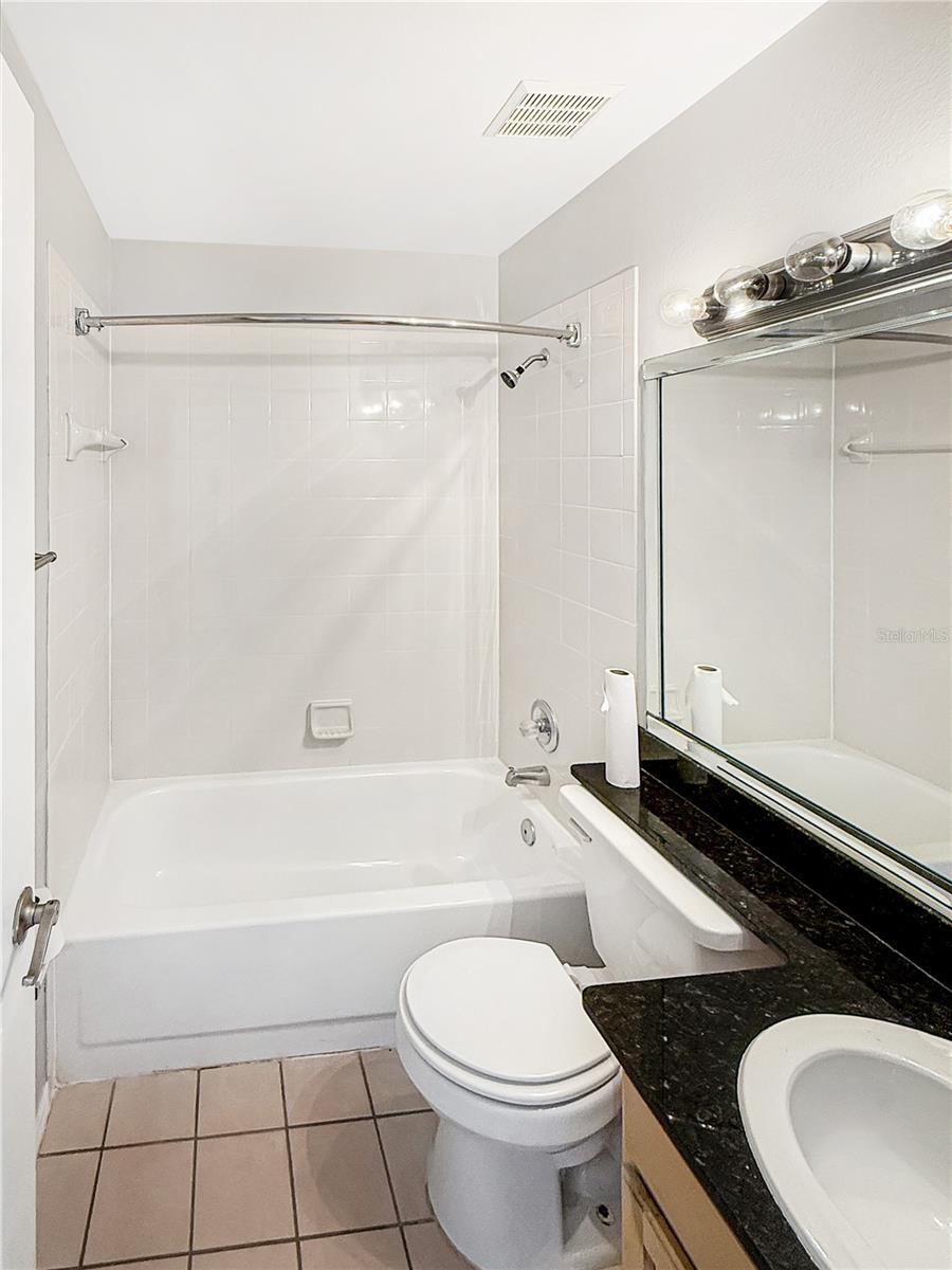 VILLAS DU SOLEIL - Residential Lease