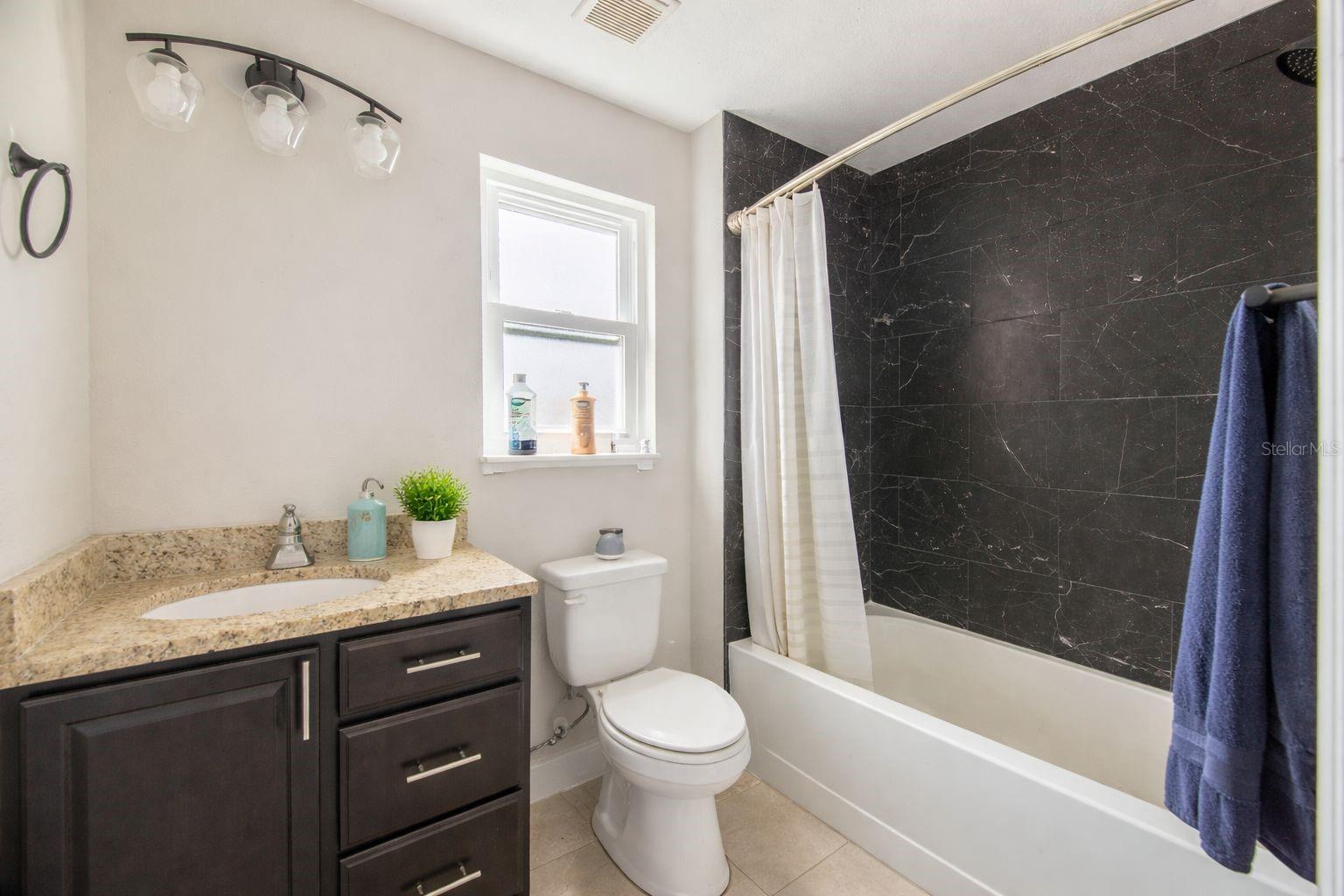 DUNDEE STATION - Residential