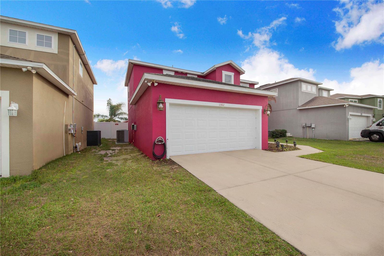DUNDEE STATION - Residential