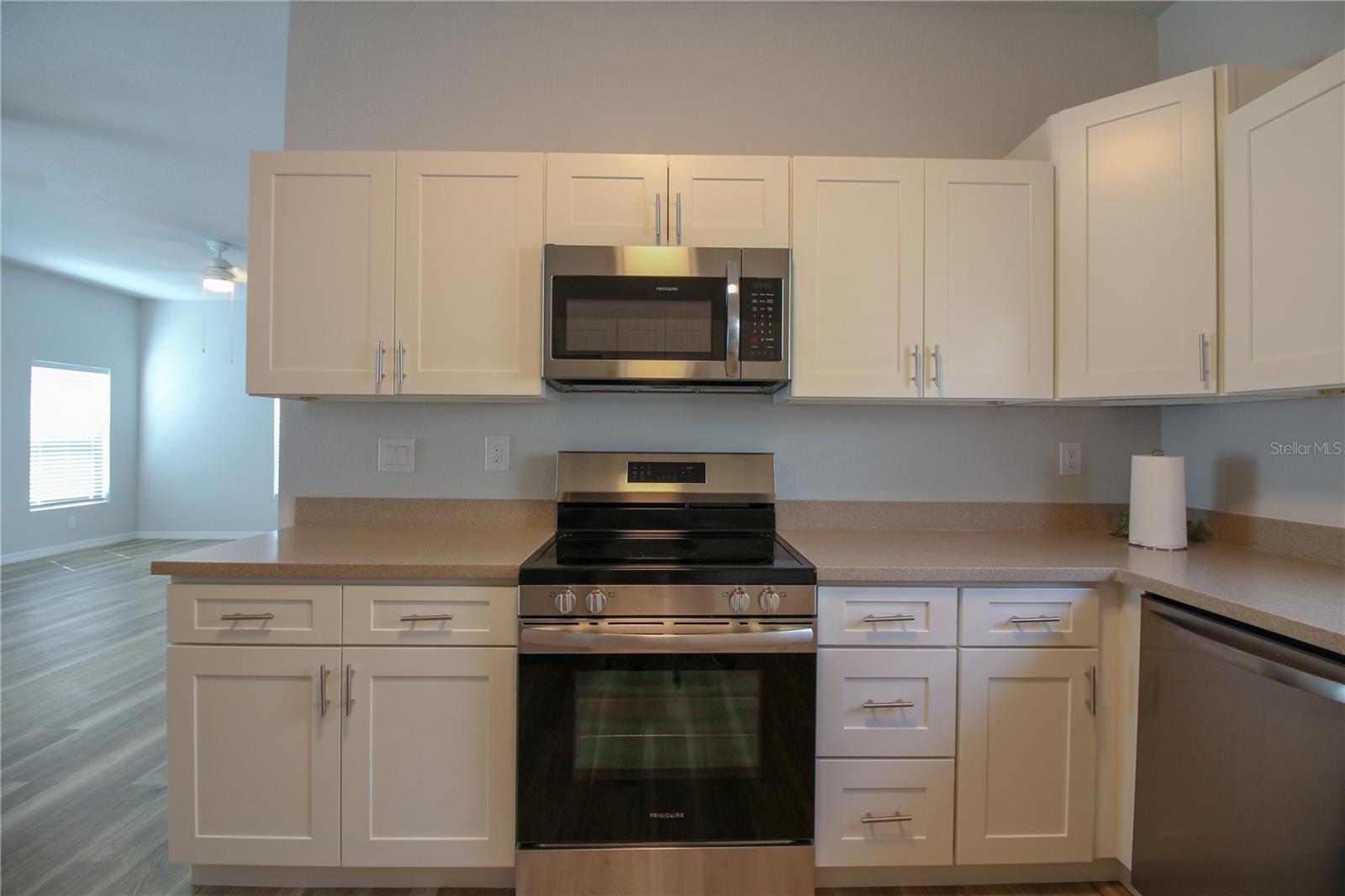 LAS VILLAS AT KENILWORTH - Residential