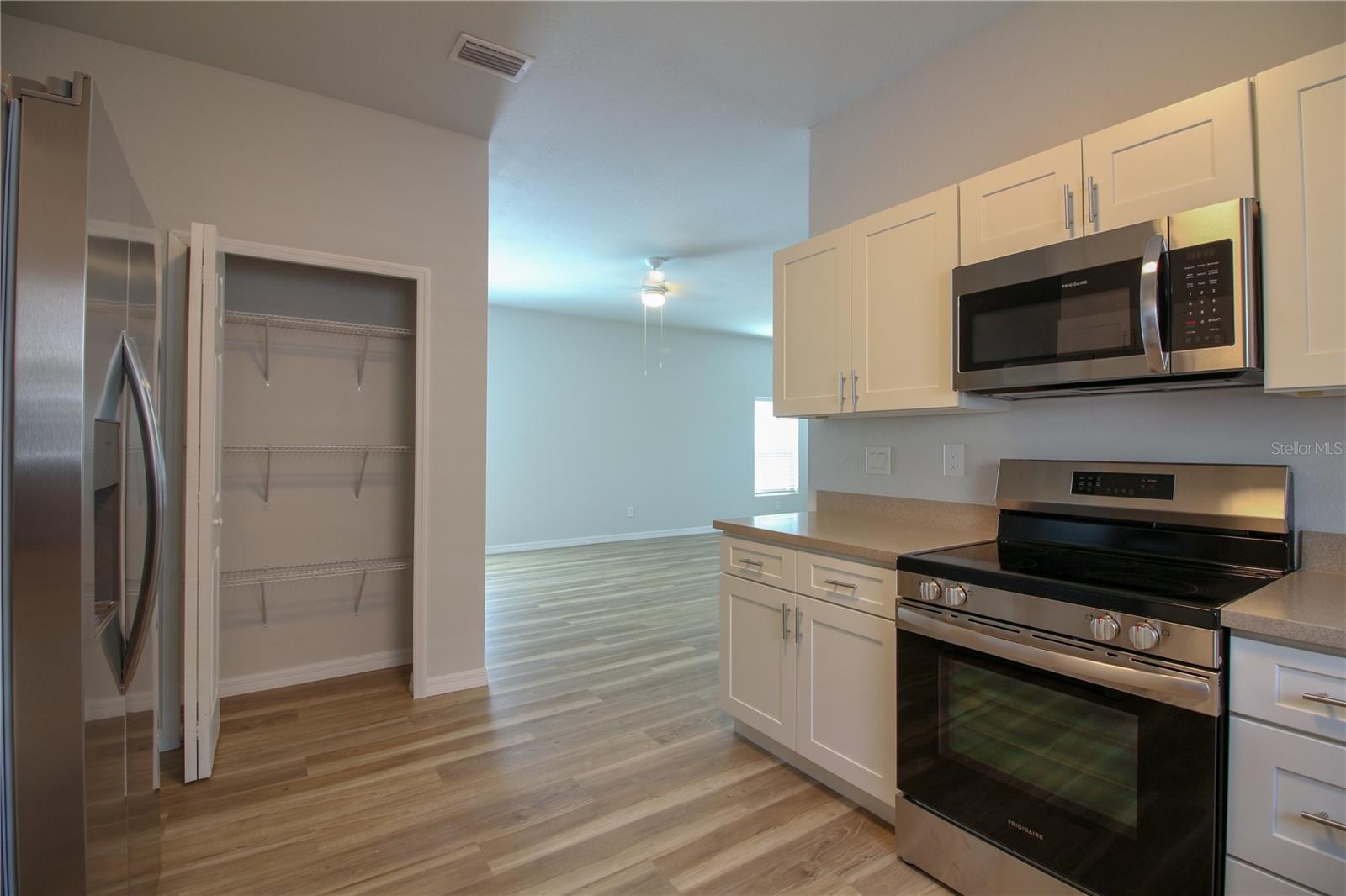 LAS VILLAS AT KENILWORTH - Residential