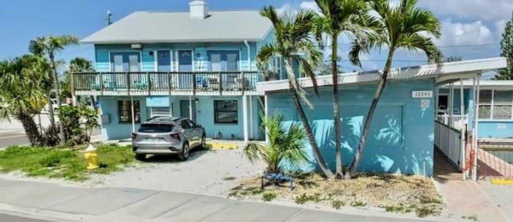 Photo of 13343 Gulf Boulevard #D14, St Petersburg, FL 33708 (MLS # TB8491141)