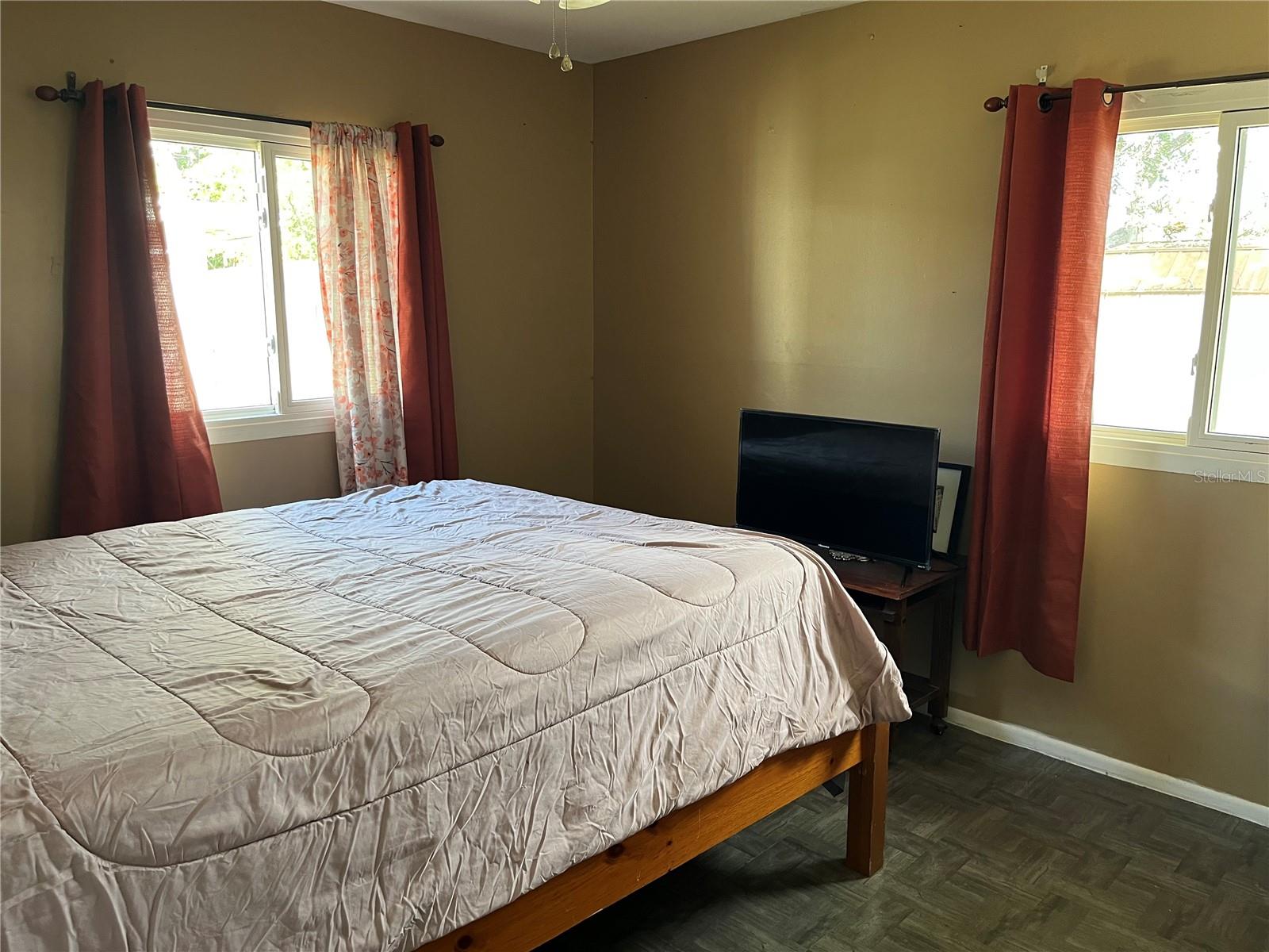 SEMINOLE GARDENS - Residential