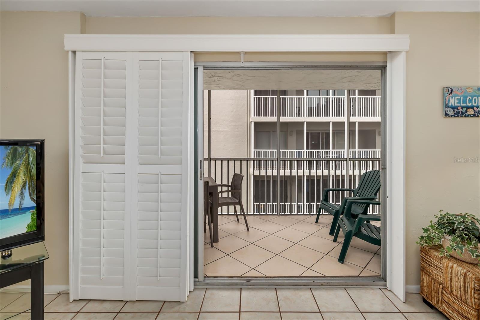 CRESCENT ARMS - Residential