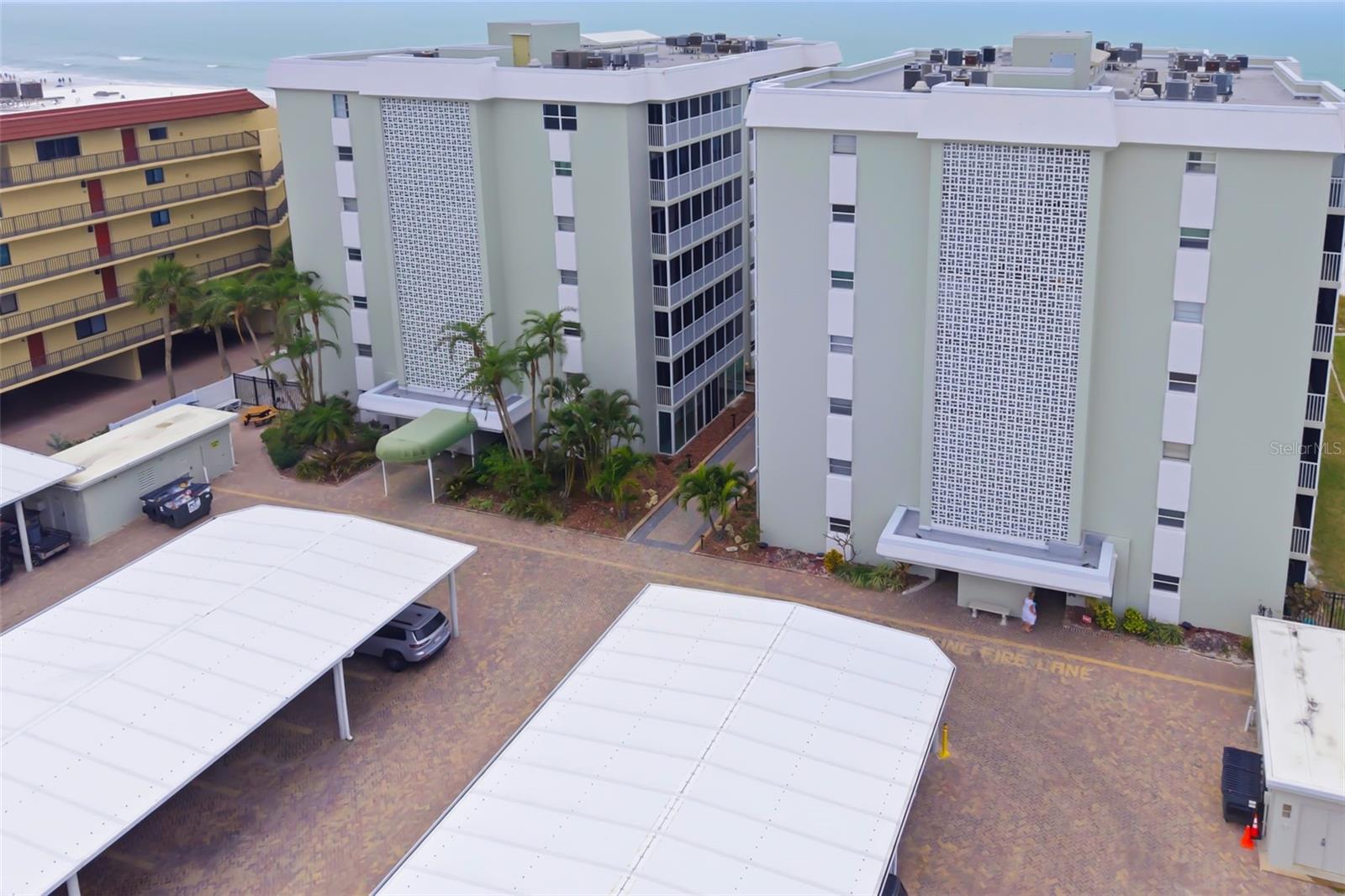 CRESCENT ARMS - Residential