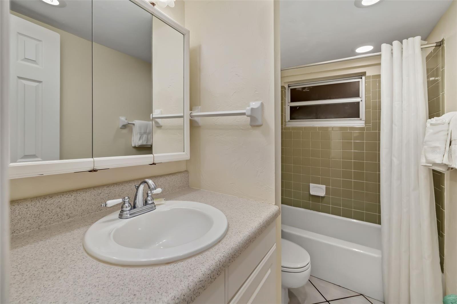 CRESCENT ARMS - Residential