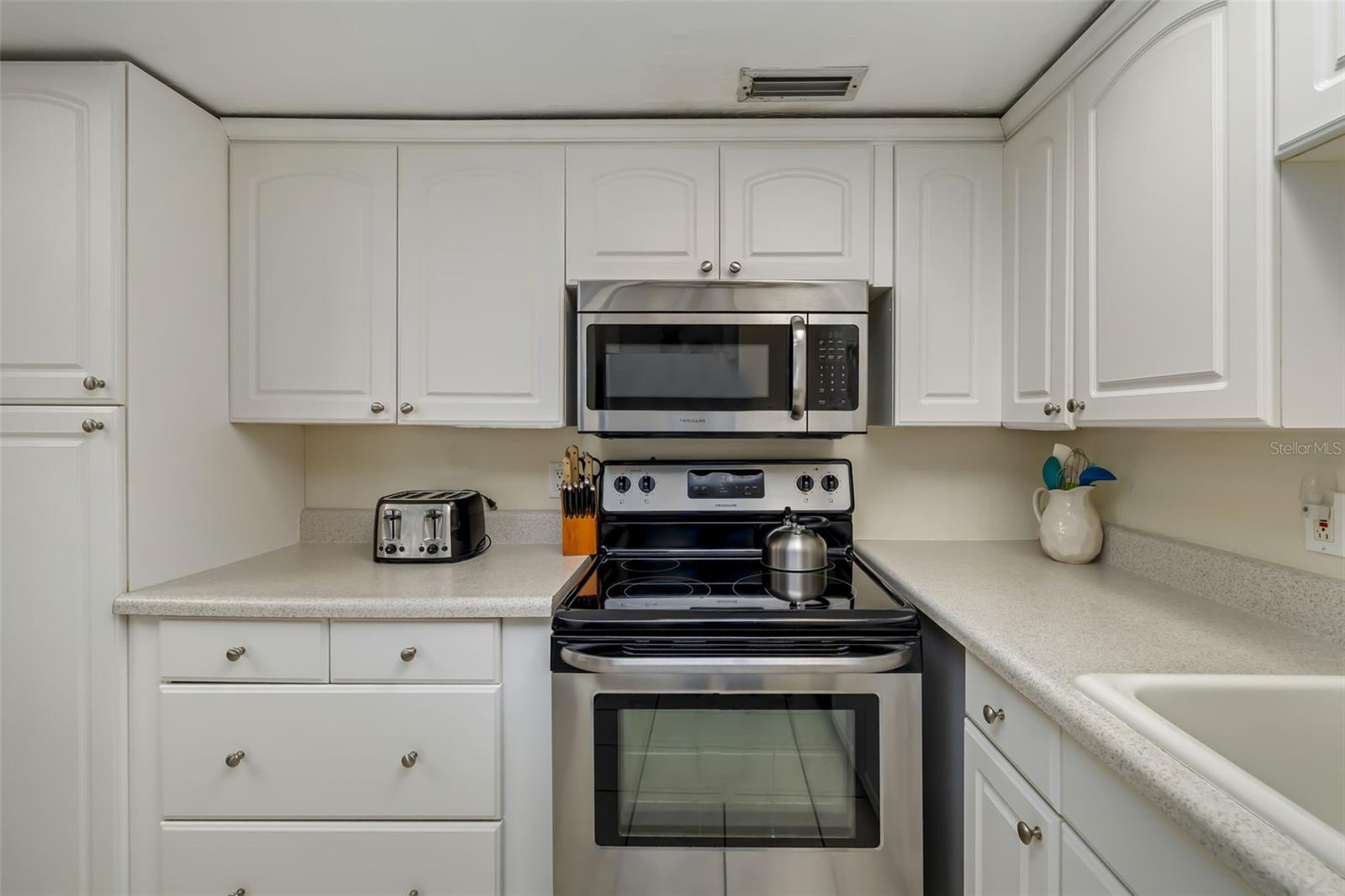 CRESCENT ARMS - Residential