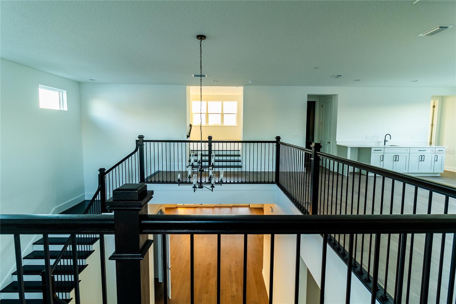 LAUREL POINTE PH 1 - Residential