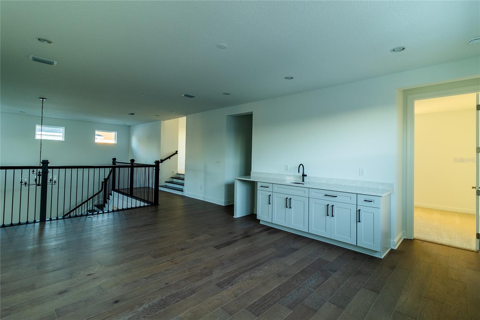 LAUREL POINTE PH 1 - Residential