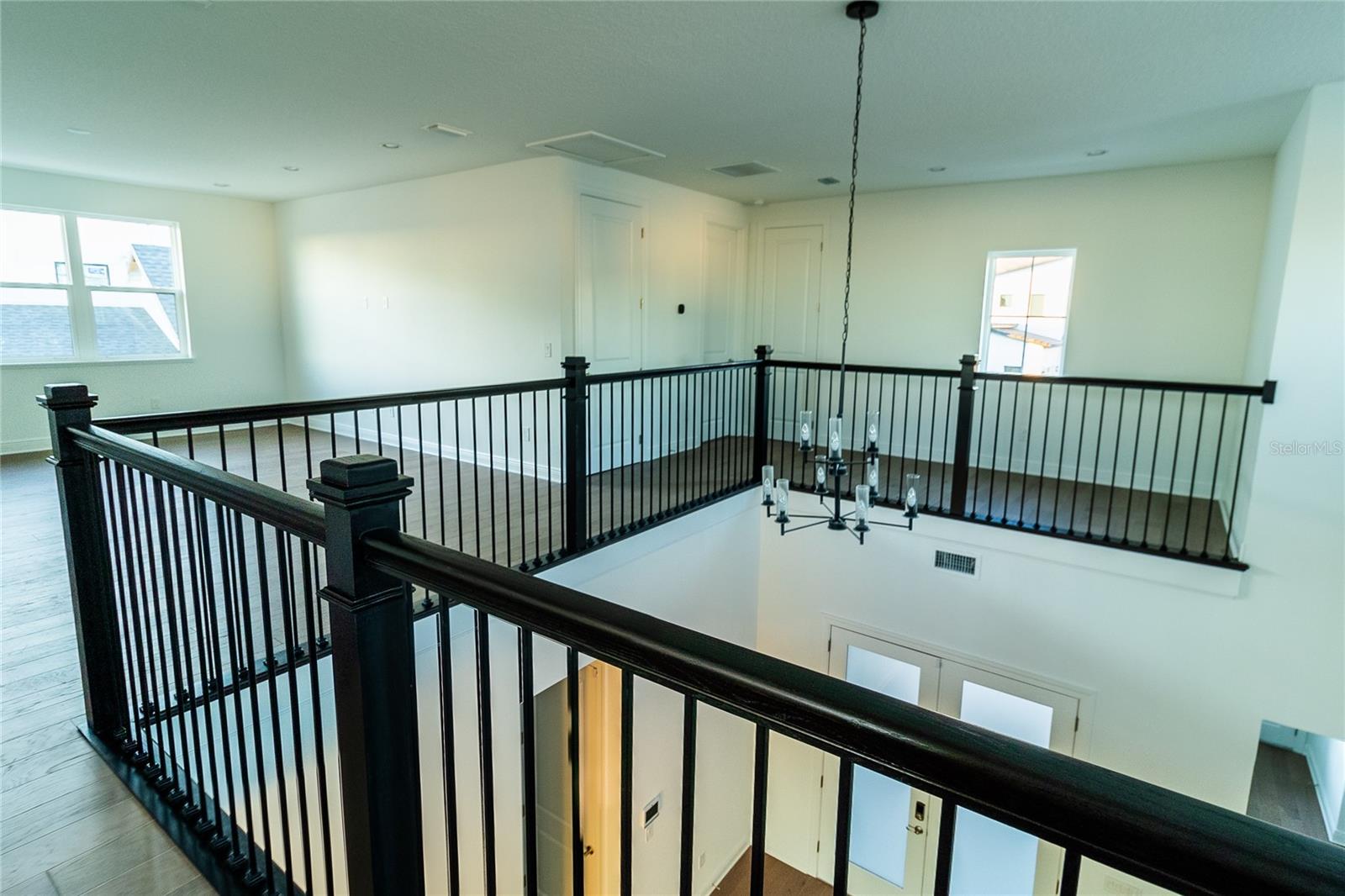LAUREL POINTE PH 1 - Residential