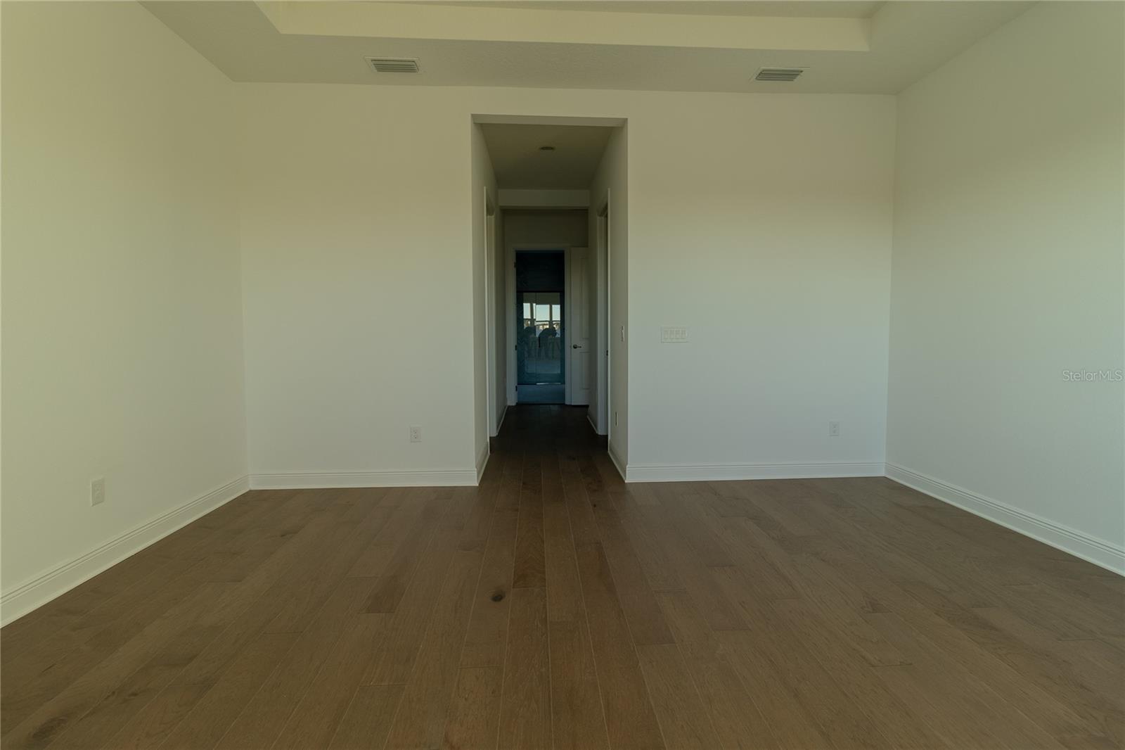 LAUREL POINTE PH 1 - Residential