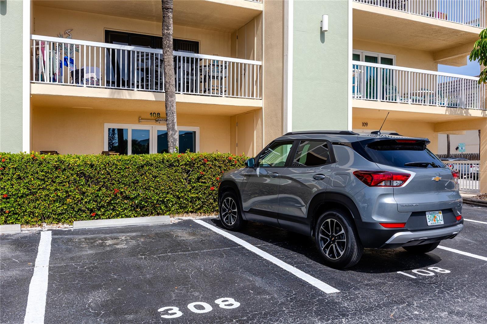 FIFTY GULFSIDE CONDO - Residential