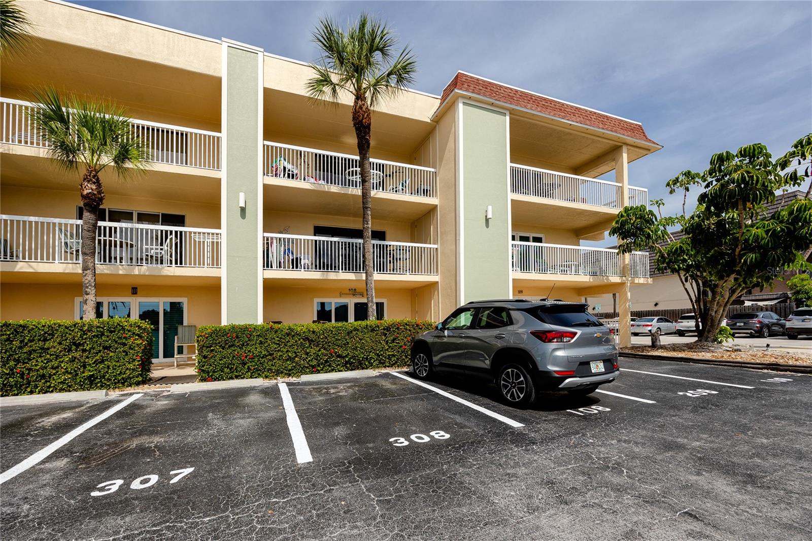 FIFTY GULFSIDE CONDO - Residential