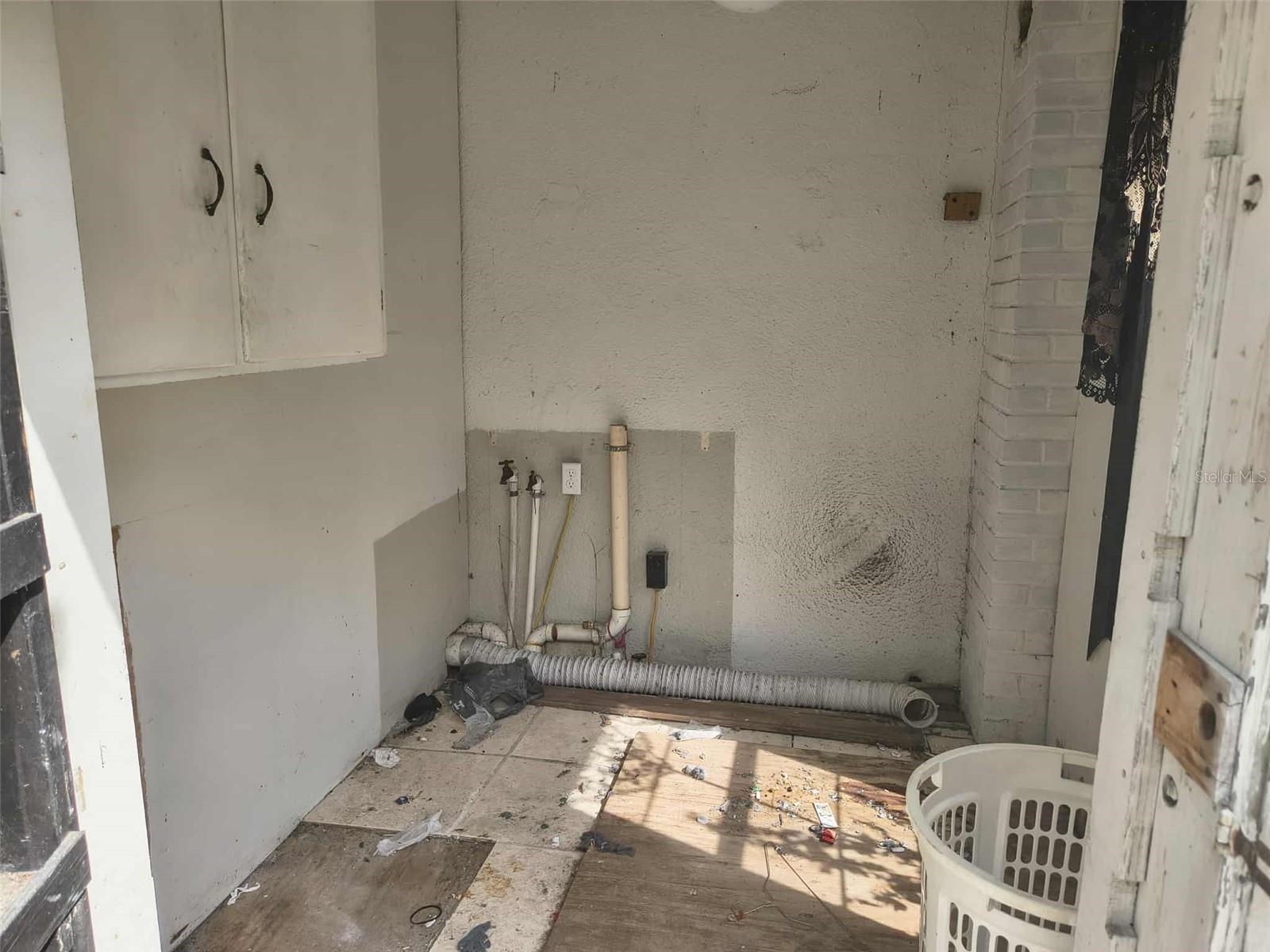 LEONARDS SUB - Residential