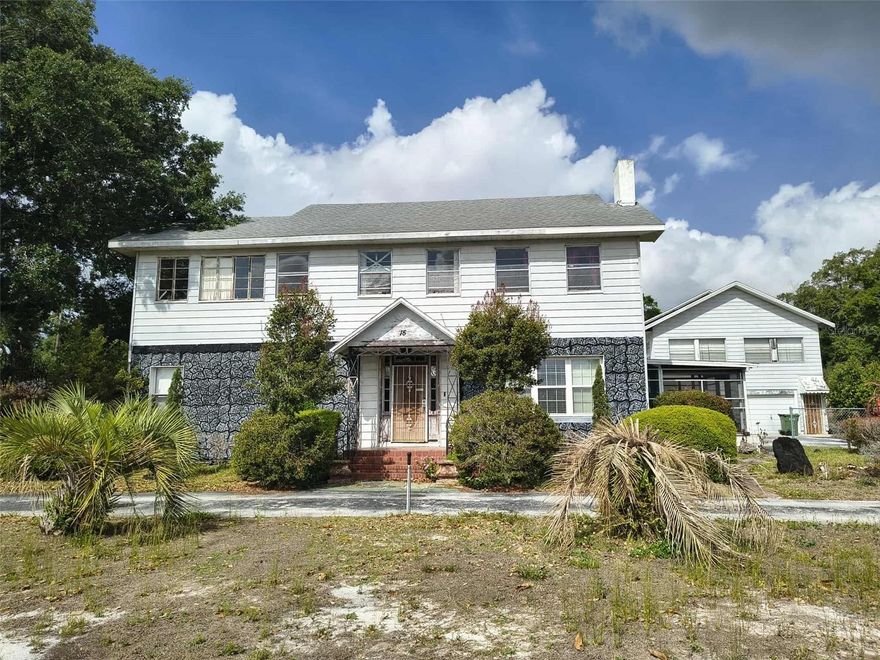 This expansive property is a true diamond in the rough, perfectly positioned for the savvy investor looking for a great return on a "buy and hold" scenario or a strategic value-add project. Boasting a generous 0.41-acre lot, this property is designed for versatility. With a massive layout featuring 6 bedrooms and 4 bathrooms, the home offers the unique potential for 3 or even 4 separate doors (units), making it an ideal candidate for a multi-generational living setup or a high-performing rental portfolio addition. Only 12 minutes away from LEGOLAND!