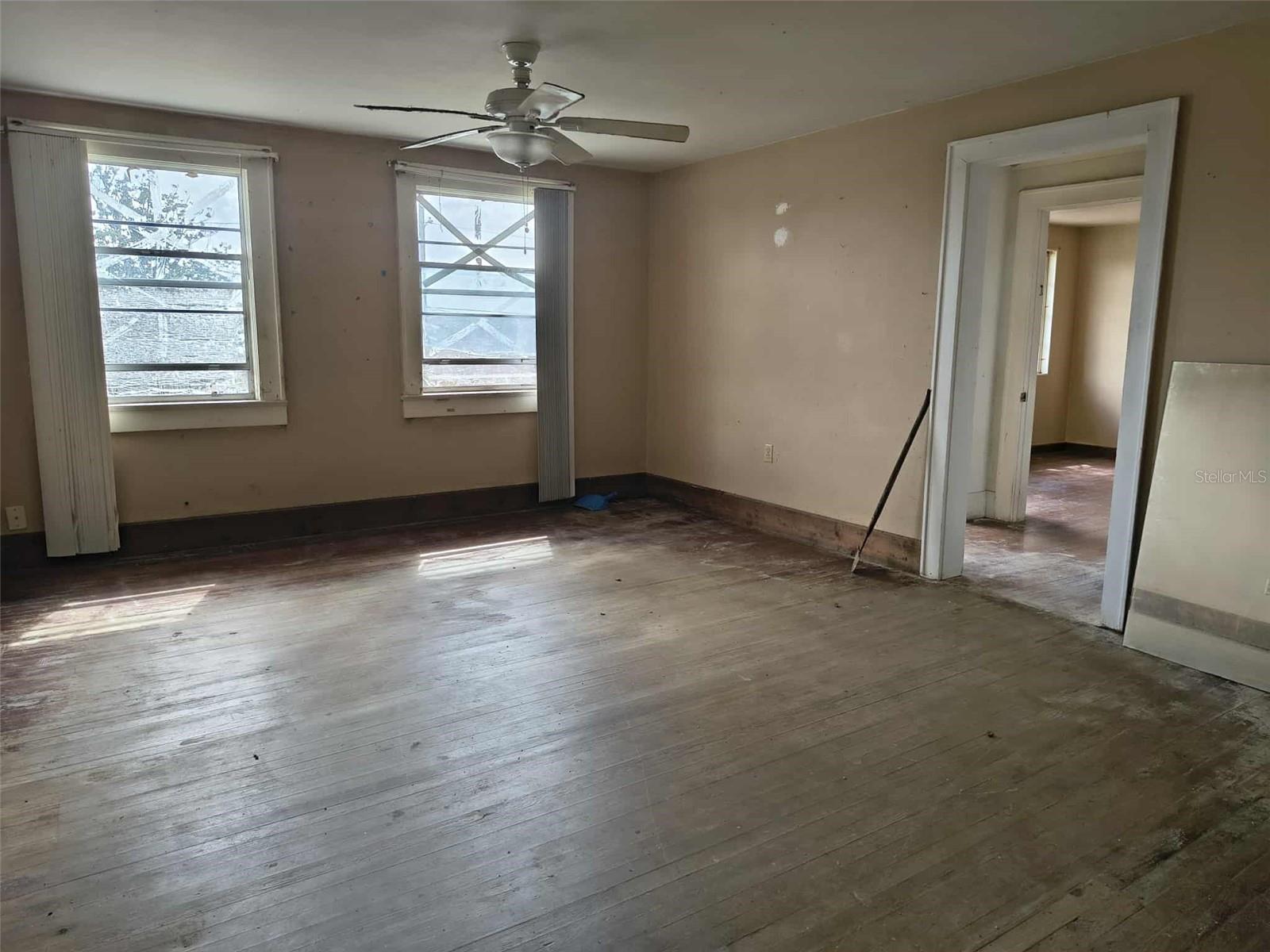 LEONARDS SUB - Residential