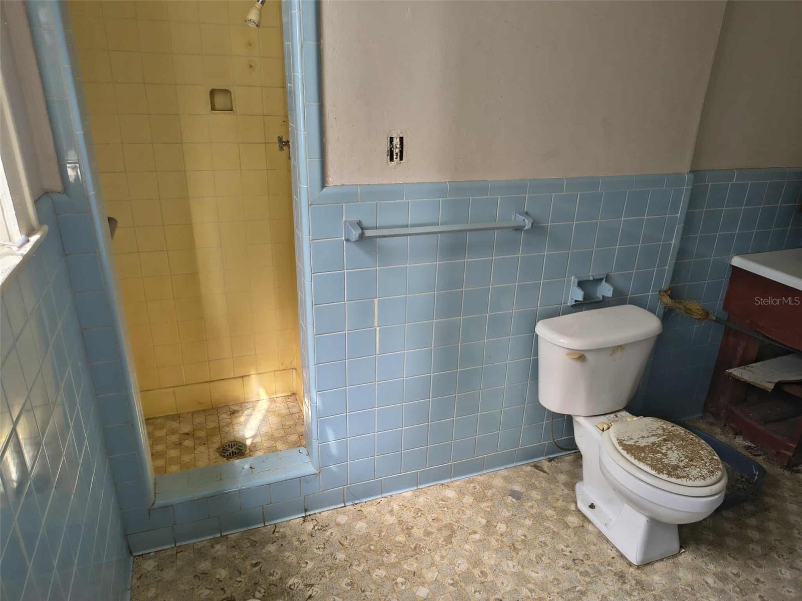 LEONARDS SUB - Residential