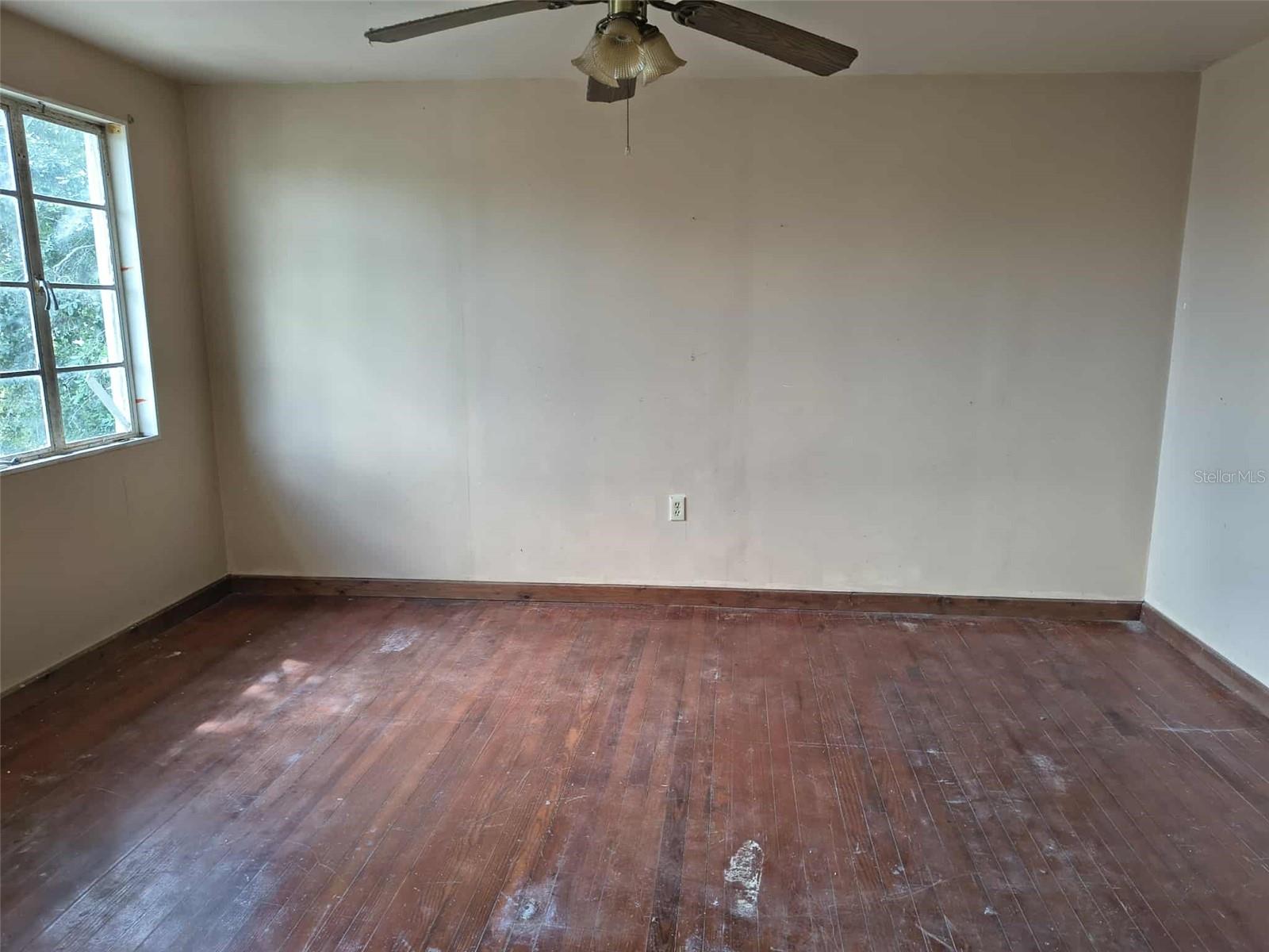 LEONARDS SUB - Residential