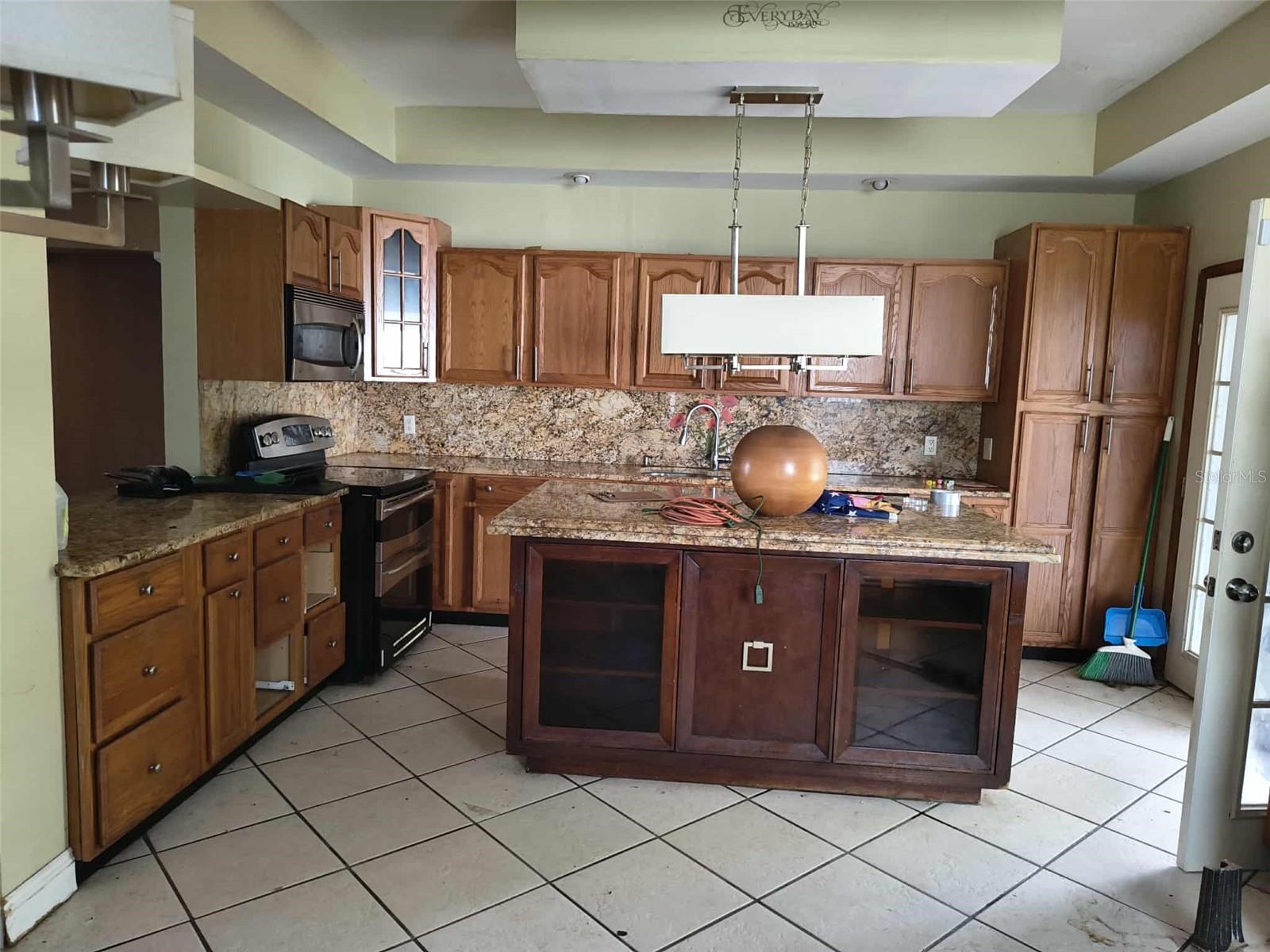 LEONARDS SUB - Residential