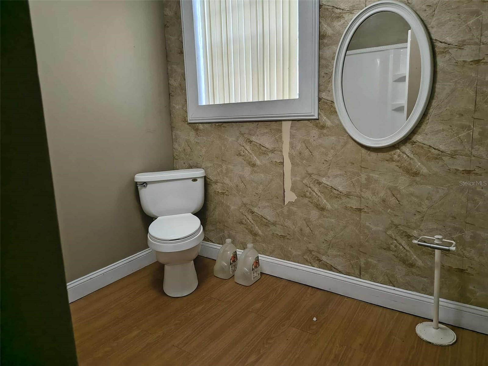 LEONARDS SUB - Residential