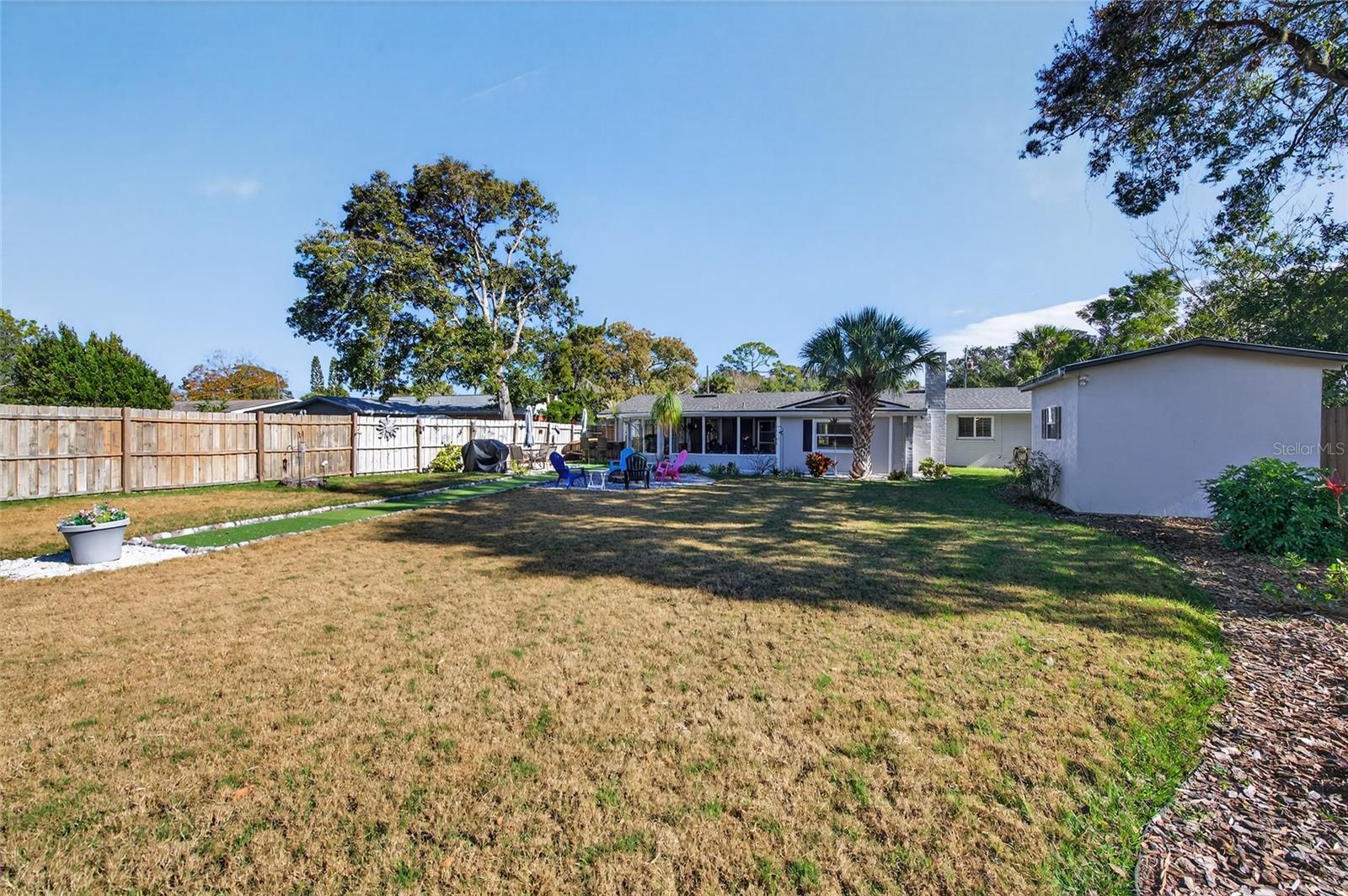 MENDALL HOMESTEAD - Residential