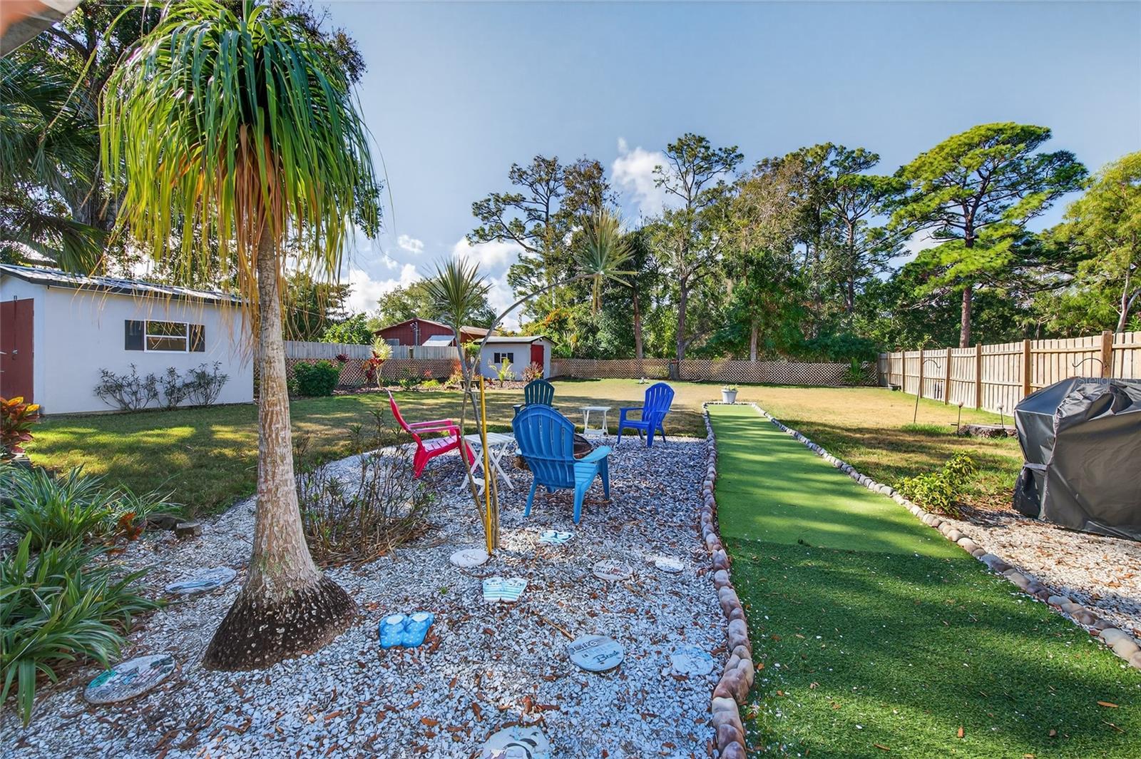 MENDALL HOMESTEAD - Residential