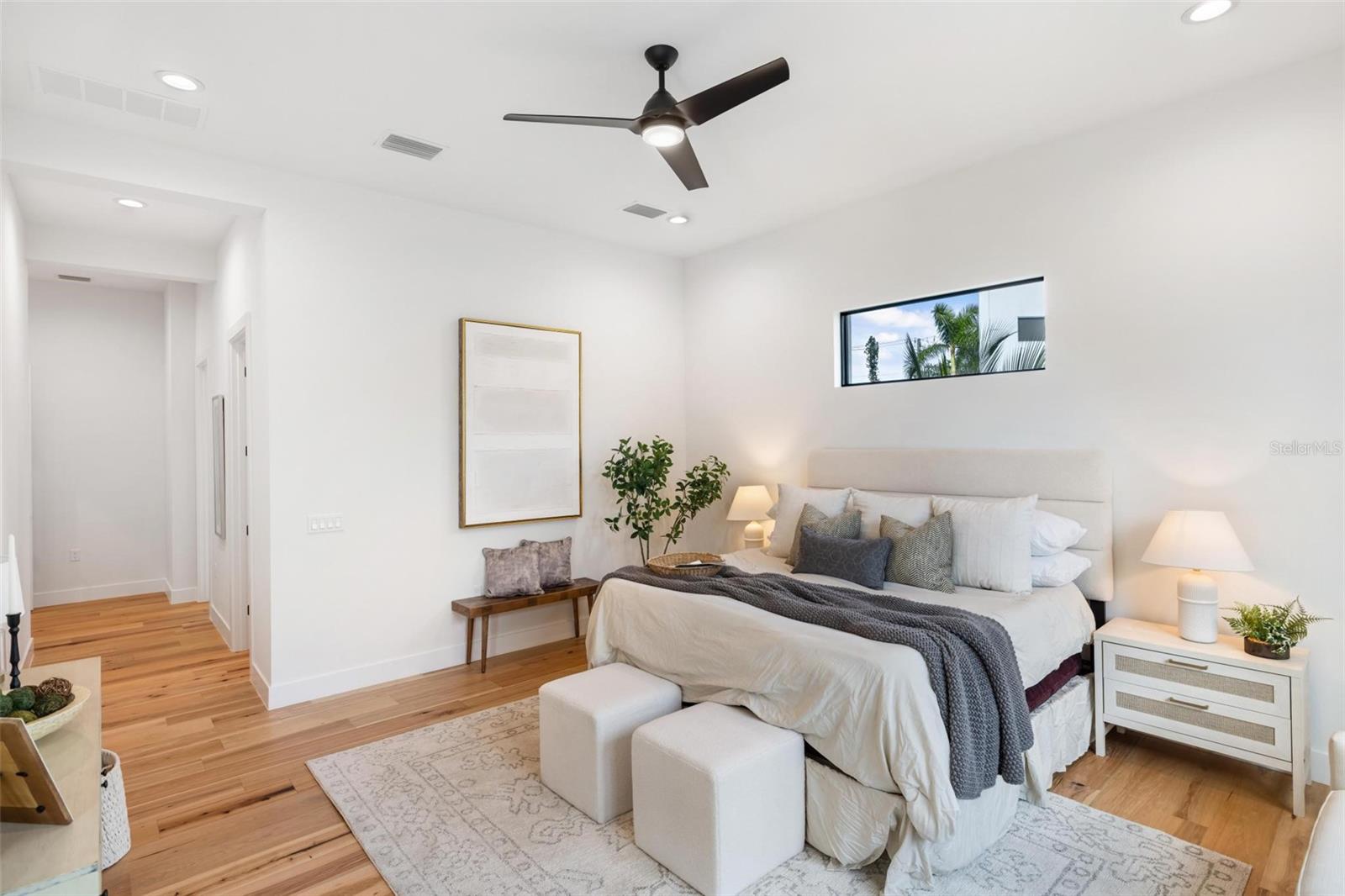 SIESTA REV OF - Residential