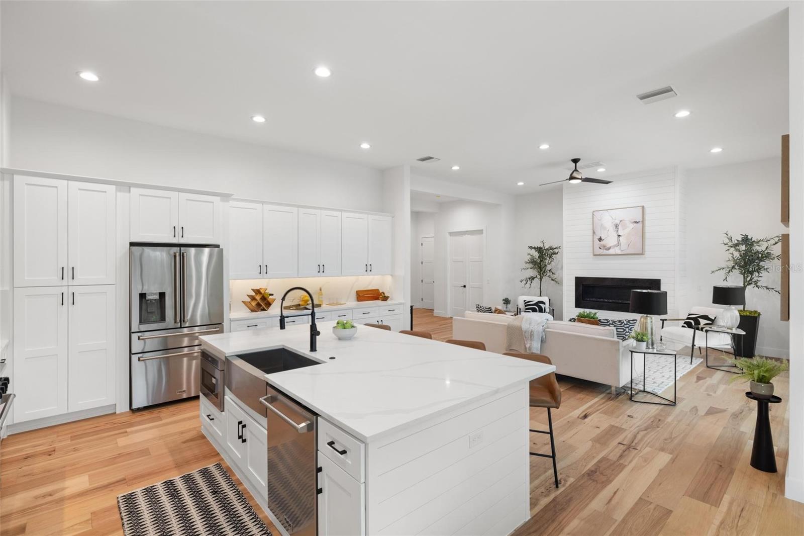 SIESTA REV OF - Residential