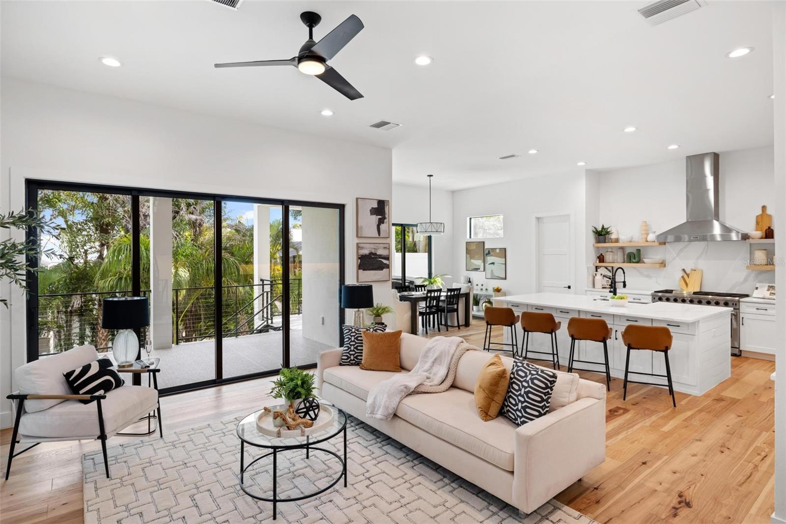 SIESTA REV OF - Residential