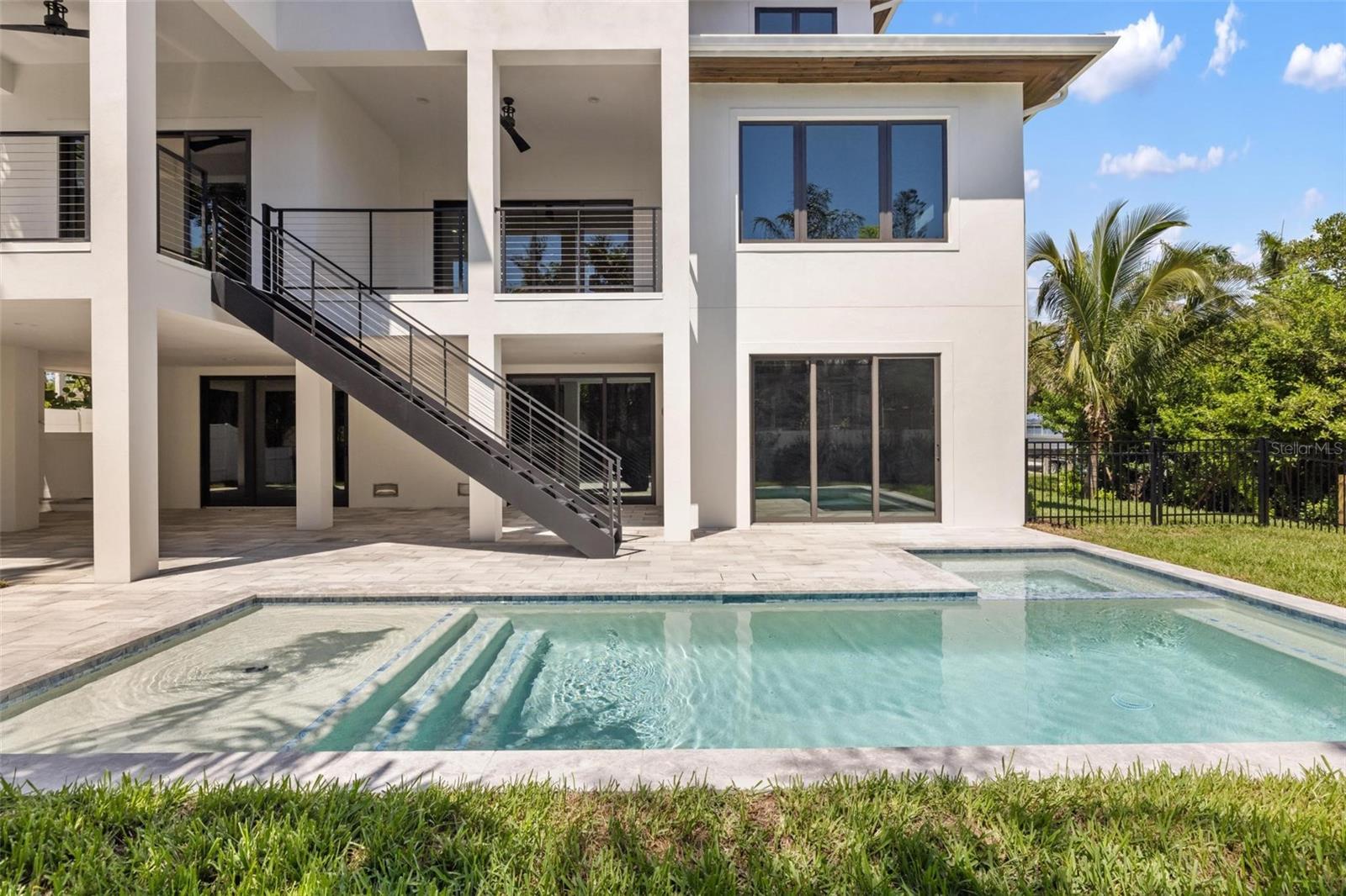 SIESTA REV OF - Residential