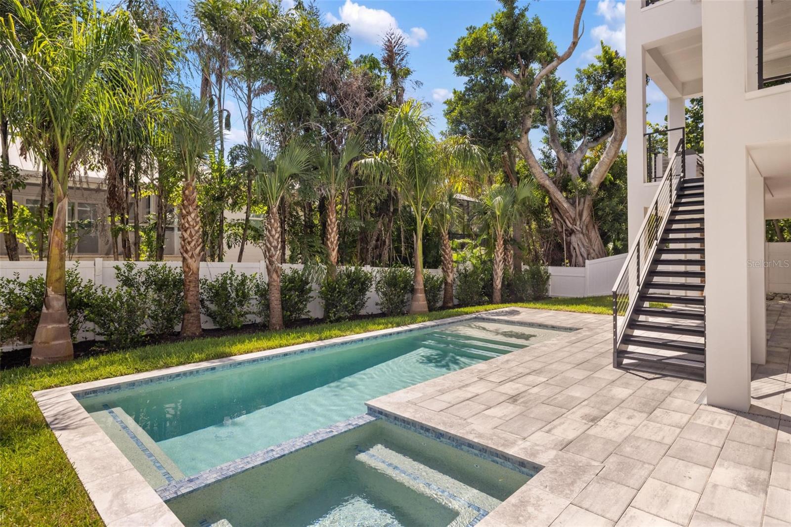 SIESTA REV OF - Residential