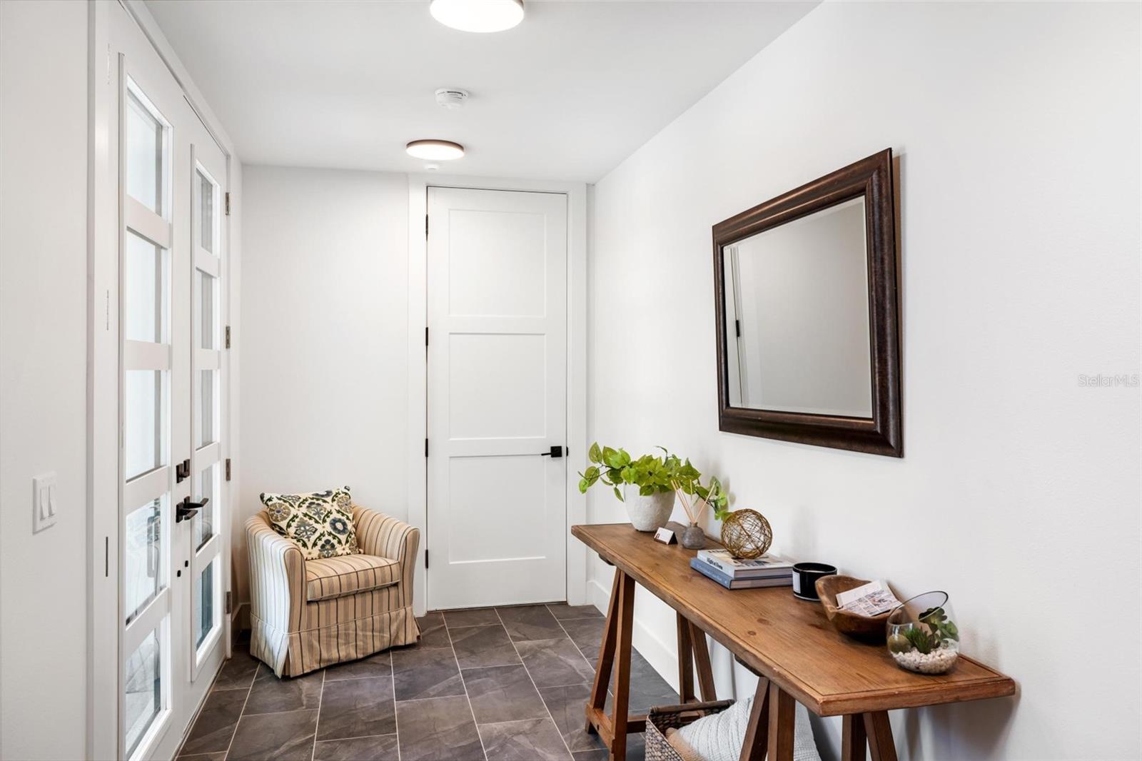 SIESTA REV OF - Residential